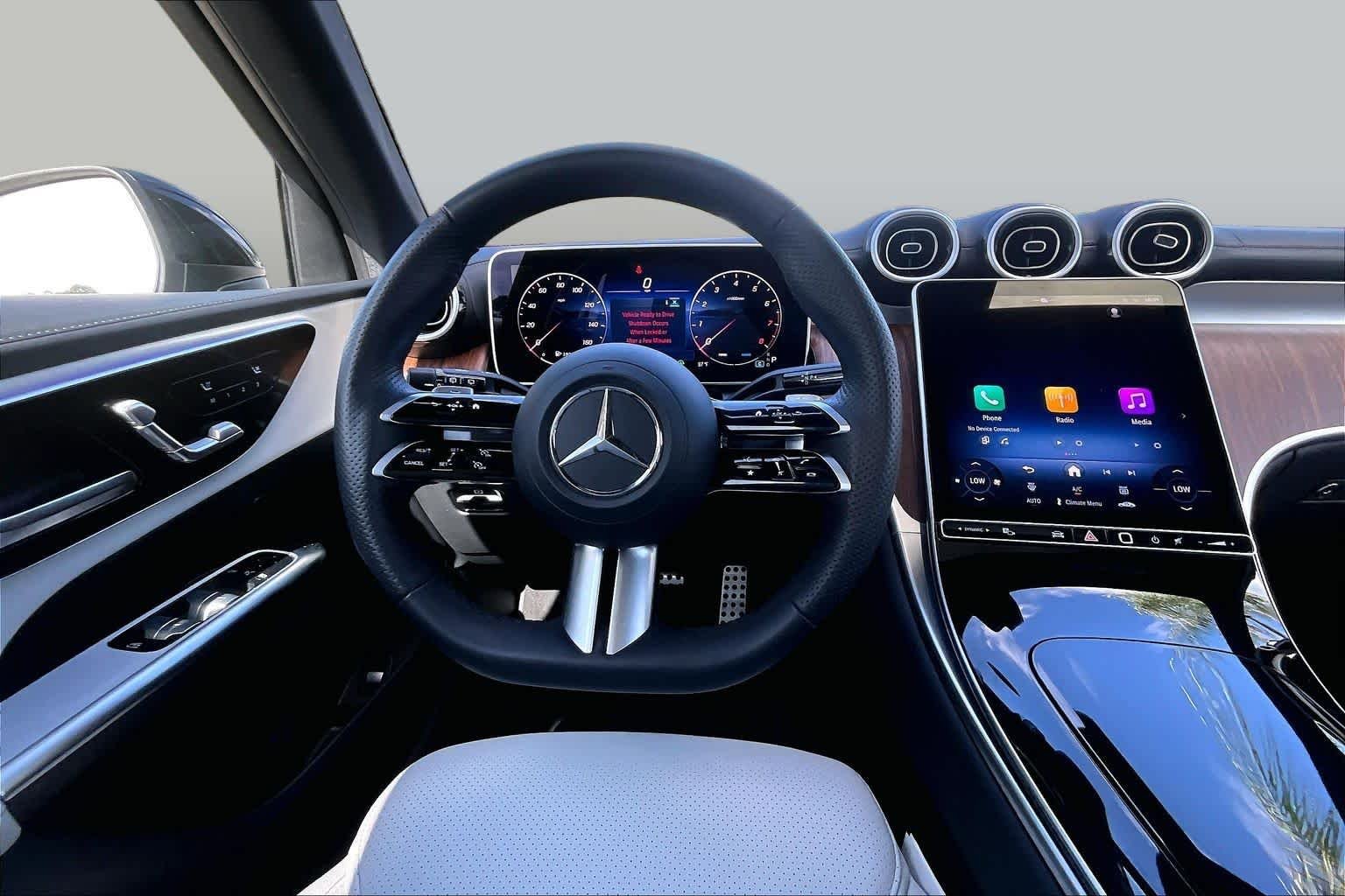 Used 2025 Cirrus Silver Metallic Mercedes-Benz GLC 300 image 6