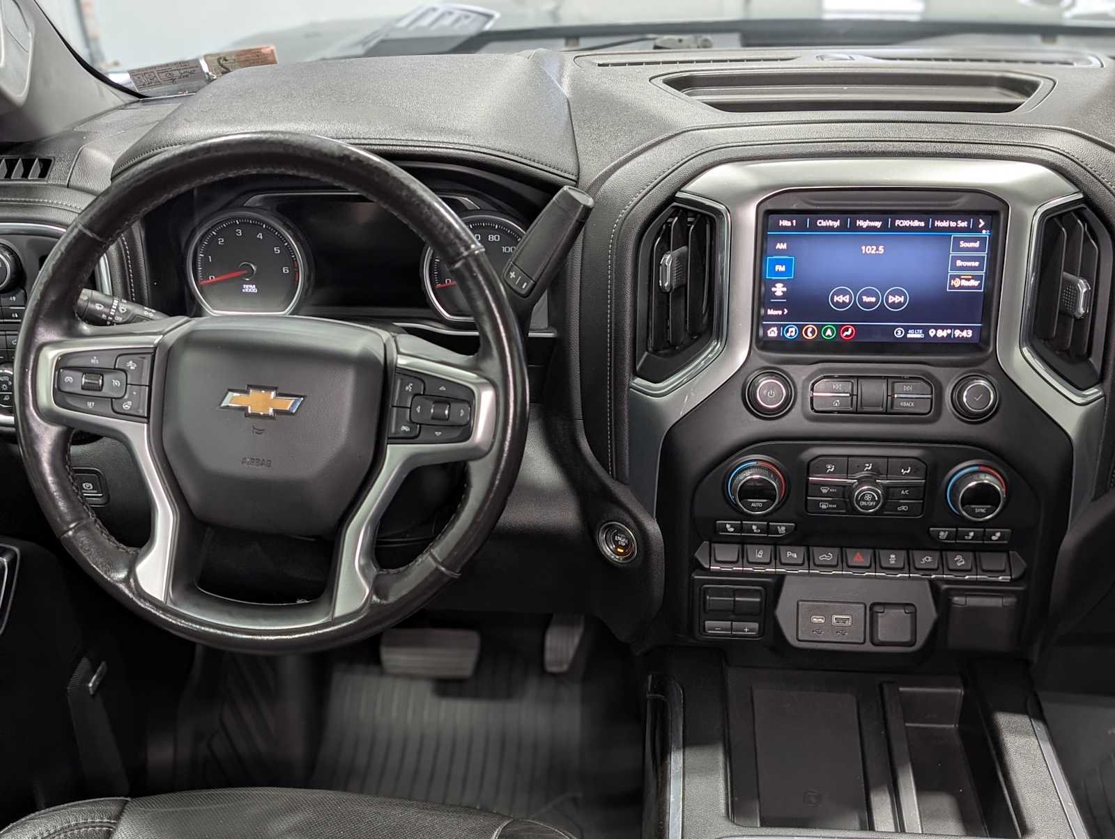 Used 2020 Shadow Gray Metallic Chevrolet LTZ image 5