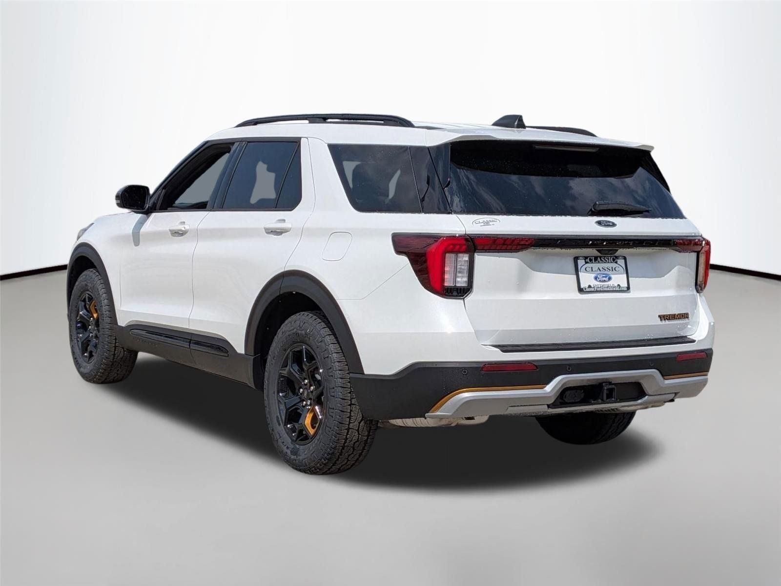 New 2026 Star White Metallic Tri-Coat Ford Tremor® image 3