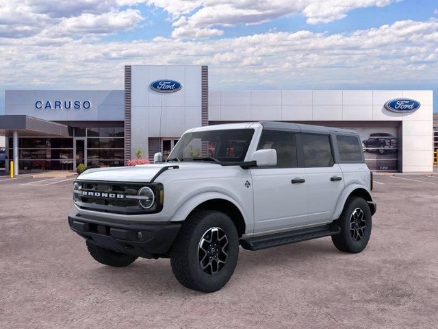 2026 Ford Bronco Outer Banks®