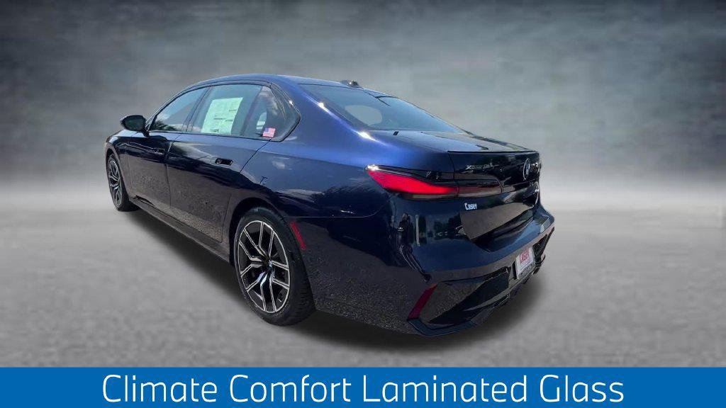 New 2026 Tanzanite Blue II Metallic BMW 750e xDrive image 10