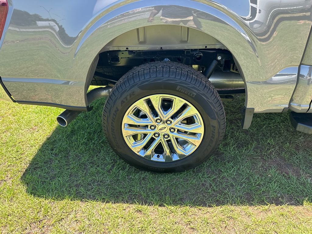 New 2026 Marsh Gray Ford XLT image 17