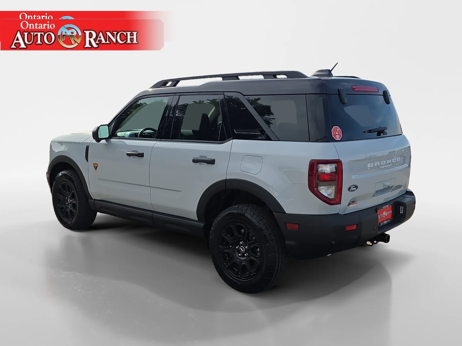 New 2026 SPACE WHITE METALLIC Ford Badlands image 3