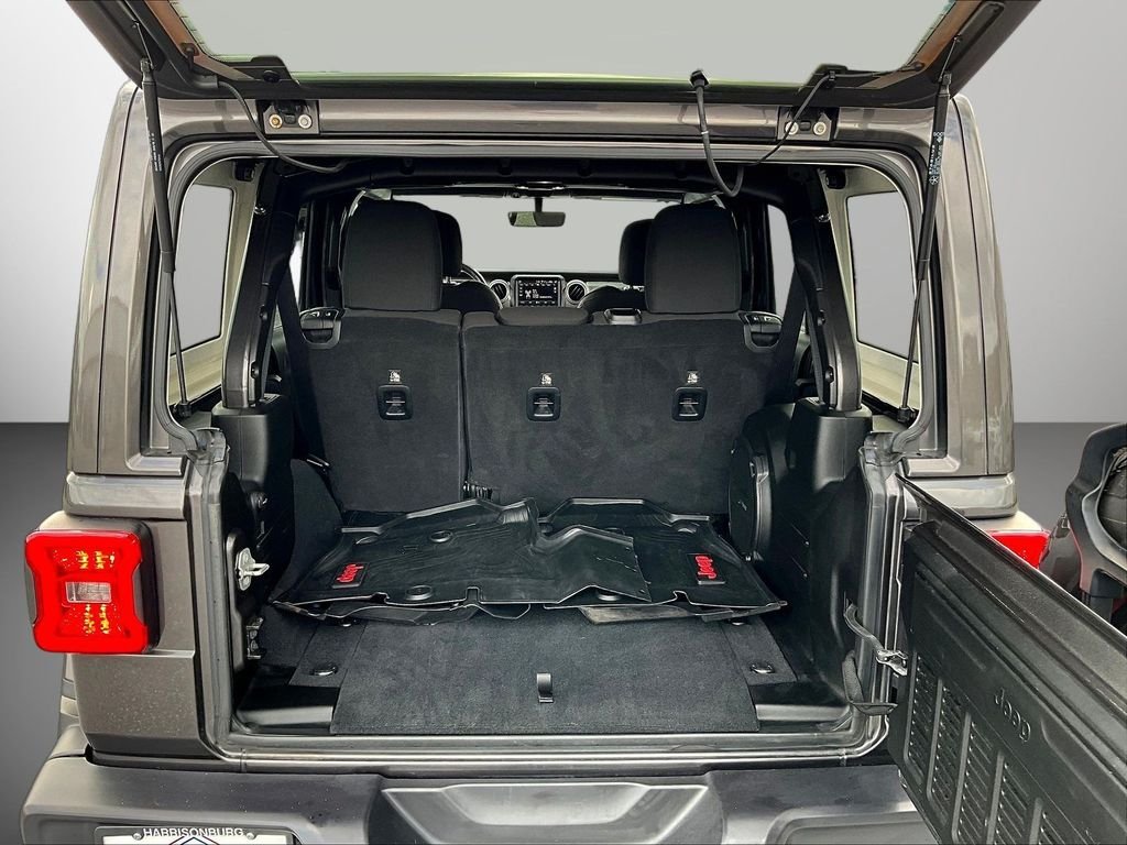 Used 2019 Gray Jeep Unlimited Sahara image 7