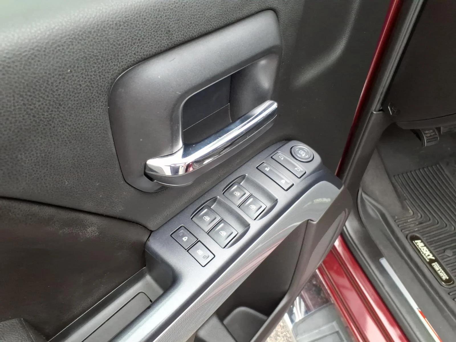Used 2016 Butte Red Metallic Chevrolet LT image 13