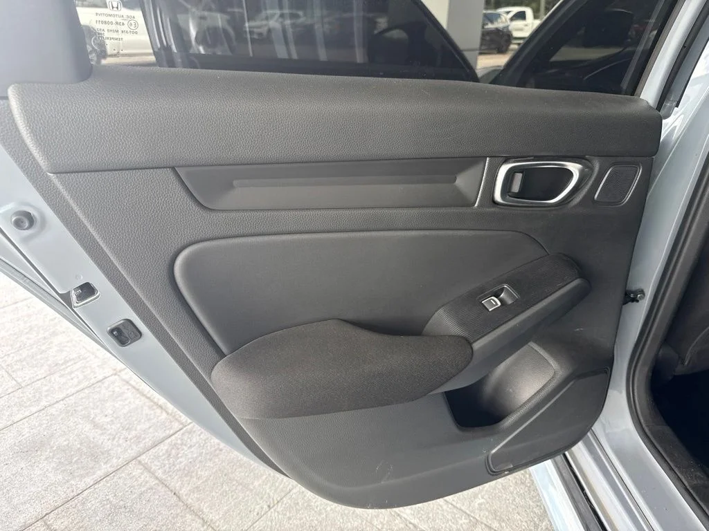 Used 2024 Gray Honda Base image 39