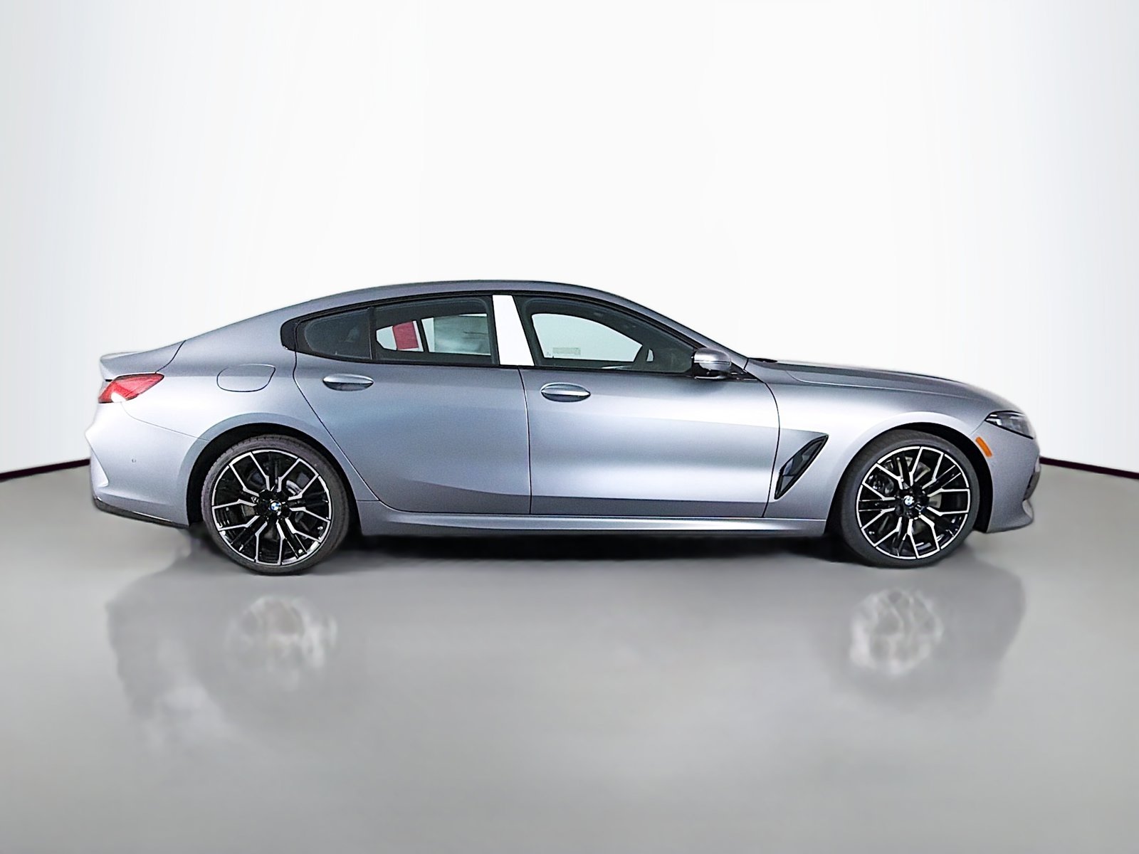 New 2026 Frozen Pure Grey Metallic BMW 840 image 8