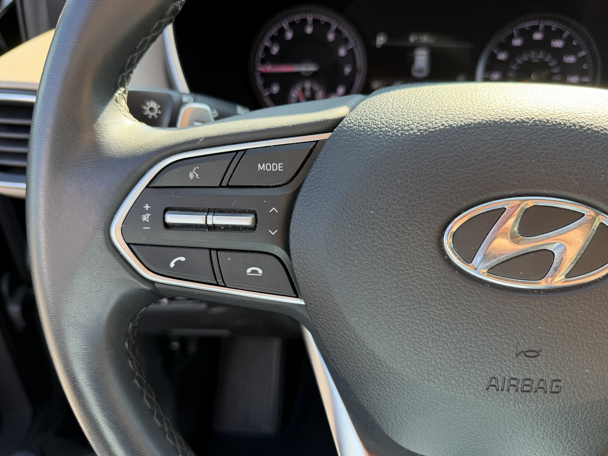 Certified Used 2023 Twilight Black Hyundai SEL image 23
