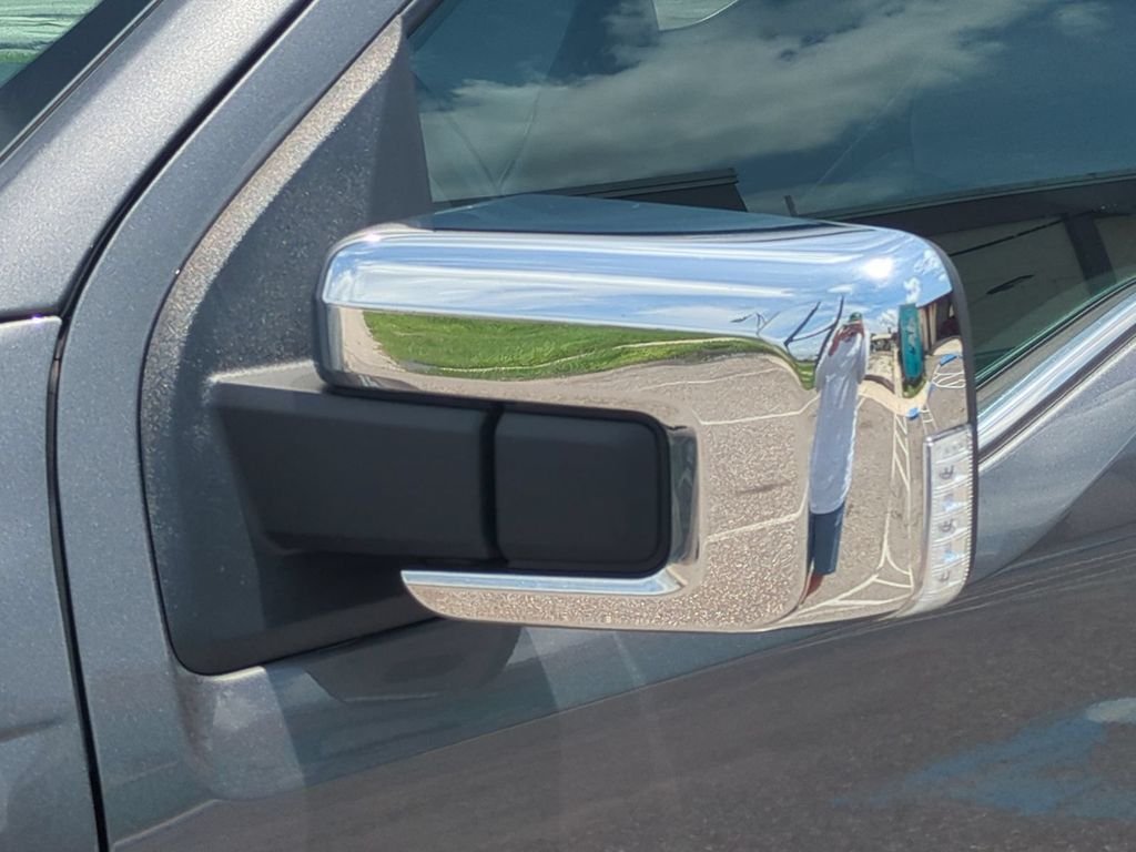 2023 Ford F-150 Lariat - Photo 12