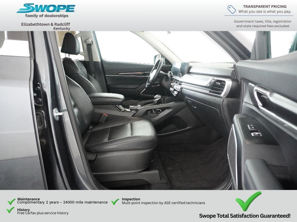 Used 2024 Gravity Gray Kia LX image 9