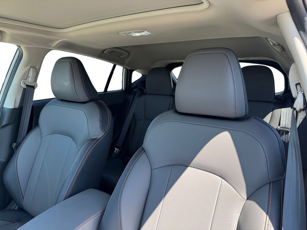 Used 2026 Crystal White Pearl Subaru Limited image 10