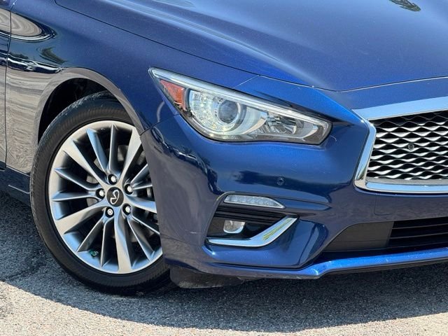 Used 2022 Grand Blue INFINITI LUXE image 12