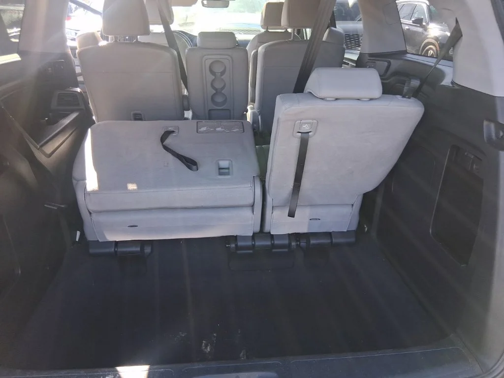 Used 2018  Honda EX-L image 16
