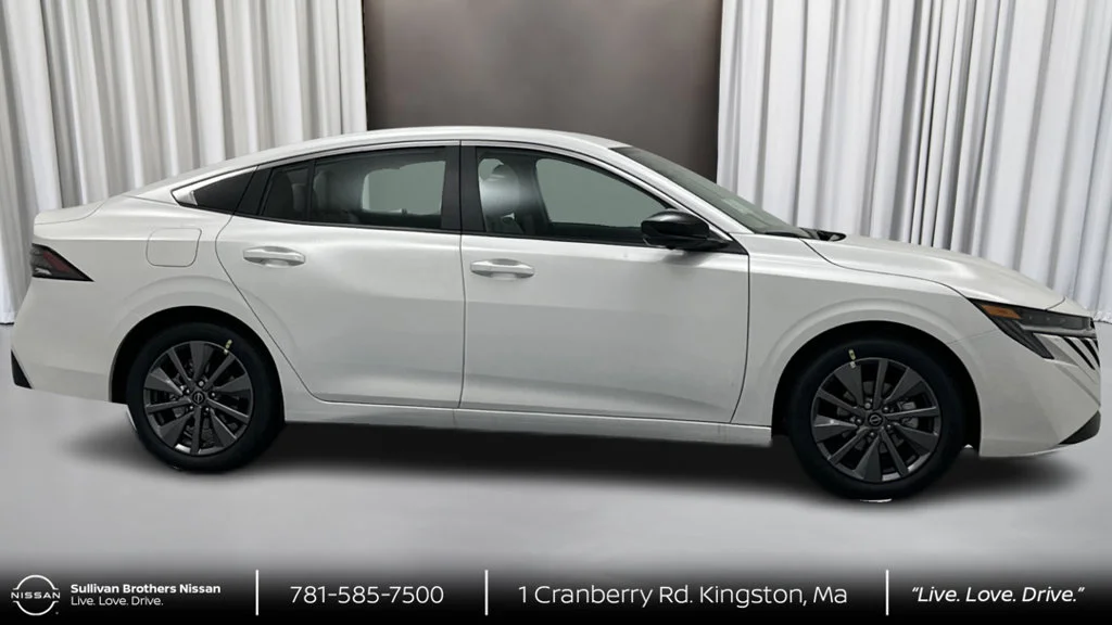 New 2026 White Nissan SL image 4
