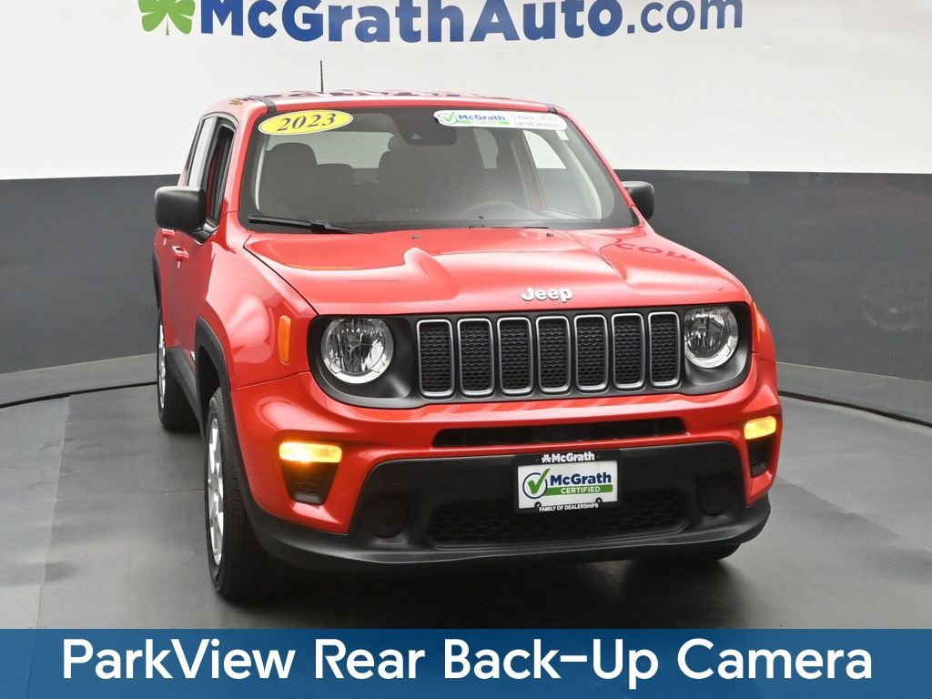Used 2023 Red Jeep Latitude image 5
