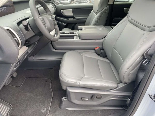 New 2026 Vapor Blue Metallic Ford Active image 21