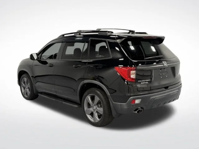 Used 2020 Black Honda Touring image 6
