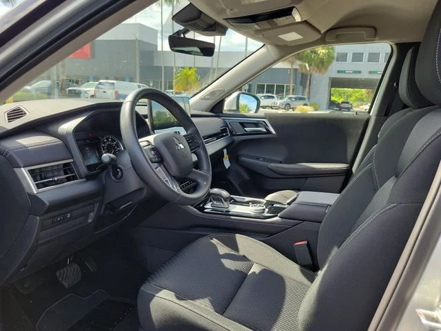 Used 2026 Silver Mitsubishi ES image 13