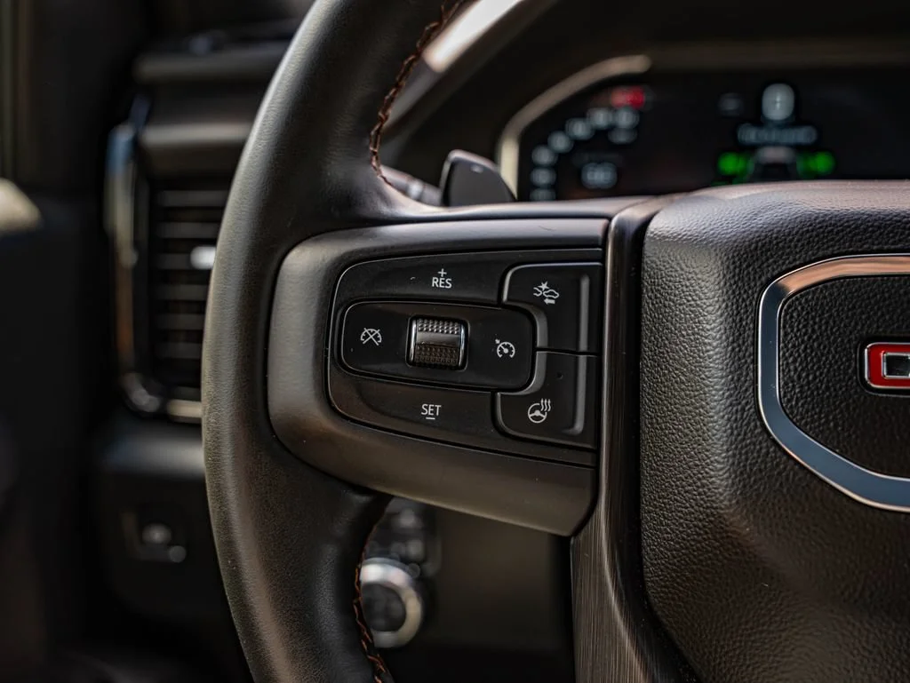 Used 2024 Sterling Metallic GMC AT4 image 29