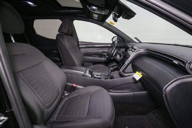 Used 2022 Black Hyundai SEL Premium image 15