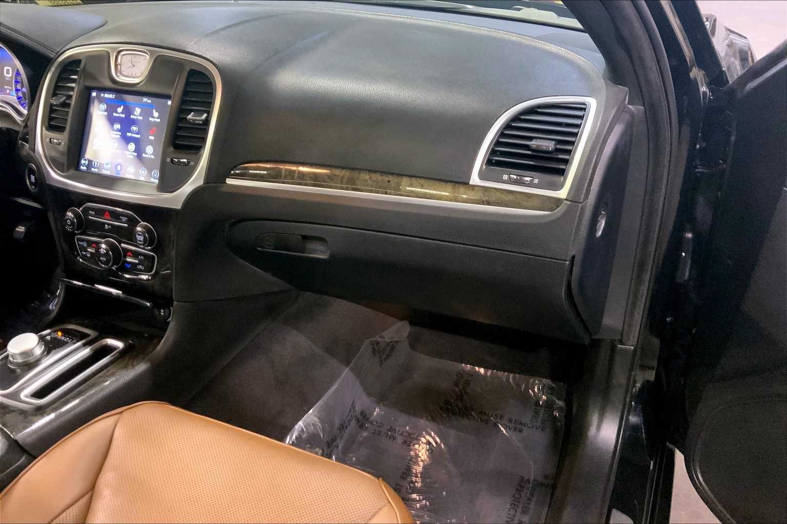 Used 2018 Gloss Black Chrysler Limited image 19