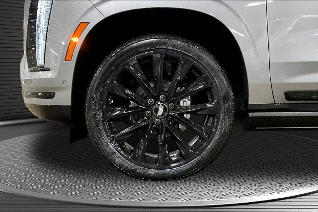 2026 Cadillac Escalade Platinum Sport - Photo 13
