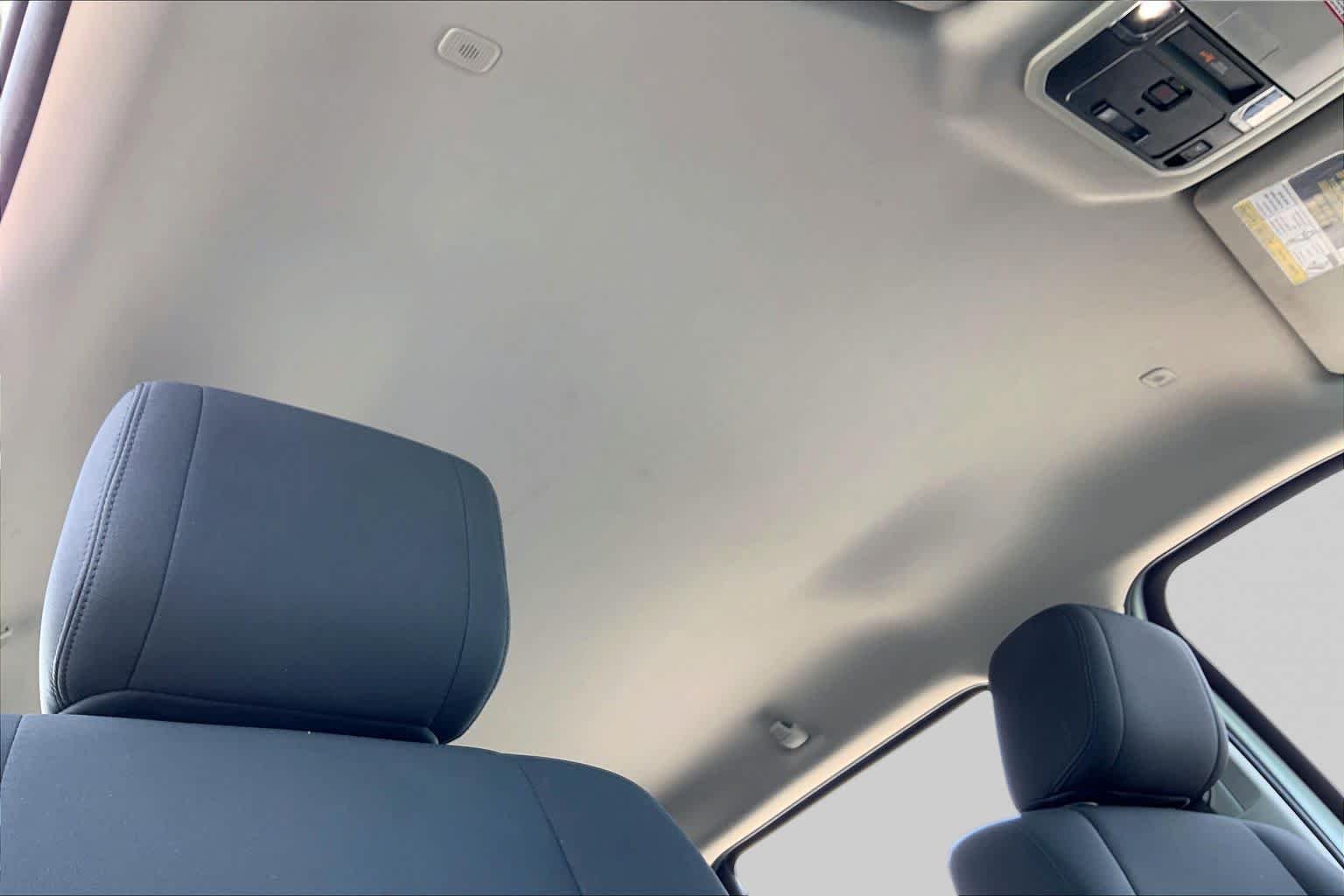 Used 2023 Ice Cap Toyota SR5 image 14