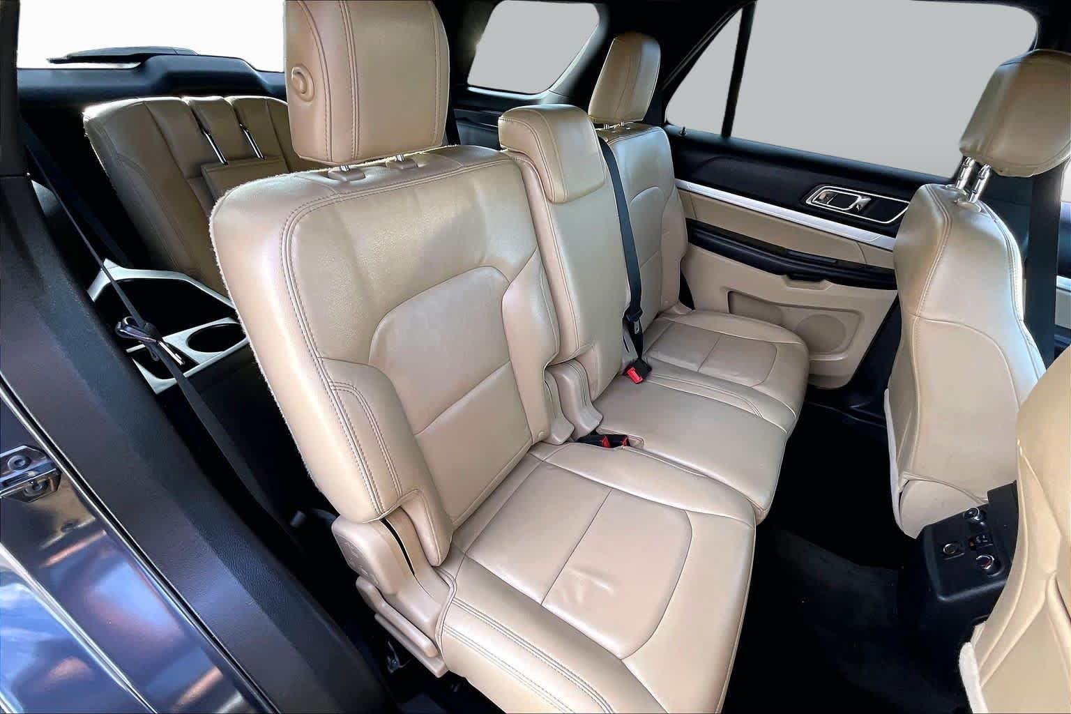 Used 2017 Smoked Quartz Metallic Tinted Clearcoat Ford XLT image 19