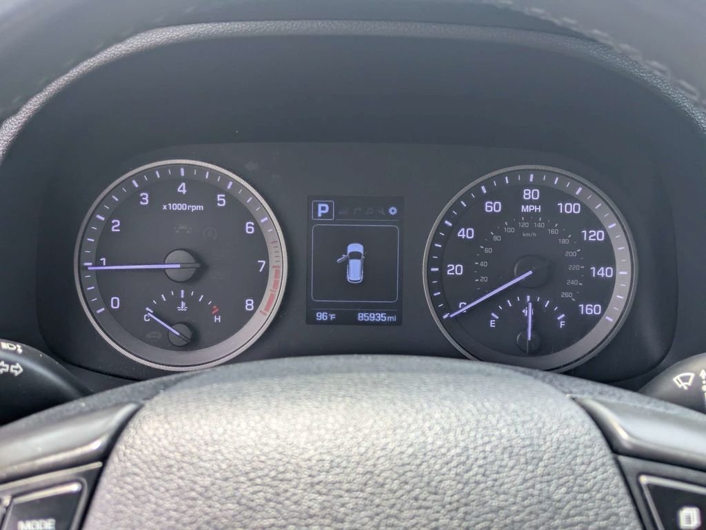 Used 2018 Red Hyundai SEL Plus image 30