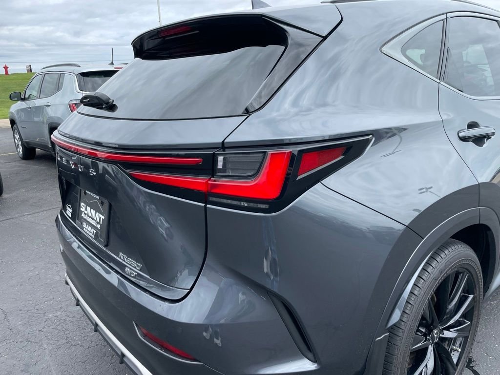Used 2022 Gray Lexus 350 F SPORT Handling image 37