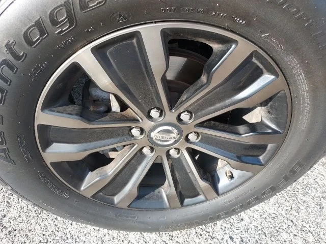Used 2018 Black Nissan Platinum image 2