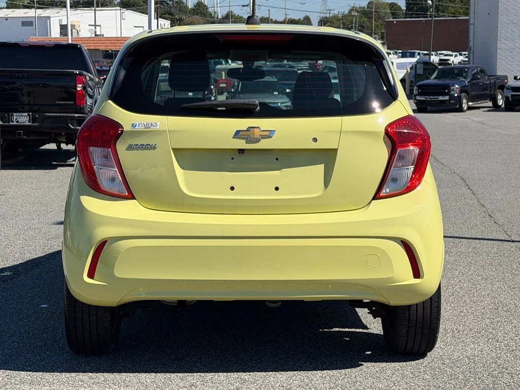 Used 2018 BRIMSTONE Chevrolet LS image 30