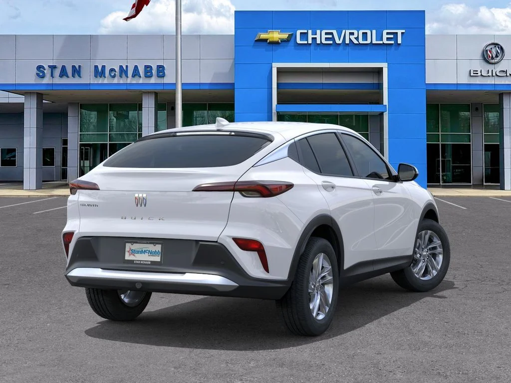 New 2026 Summit White Buick Preferred image 4