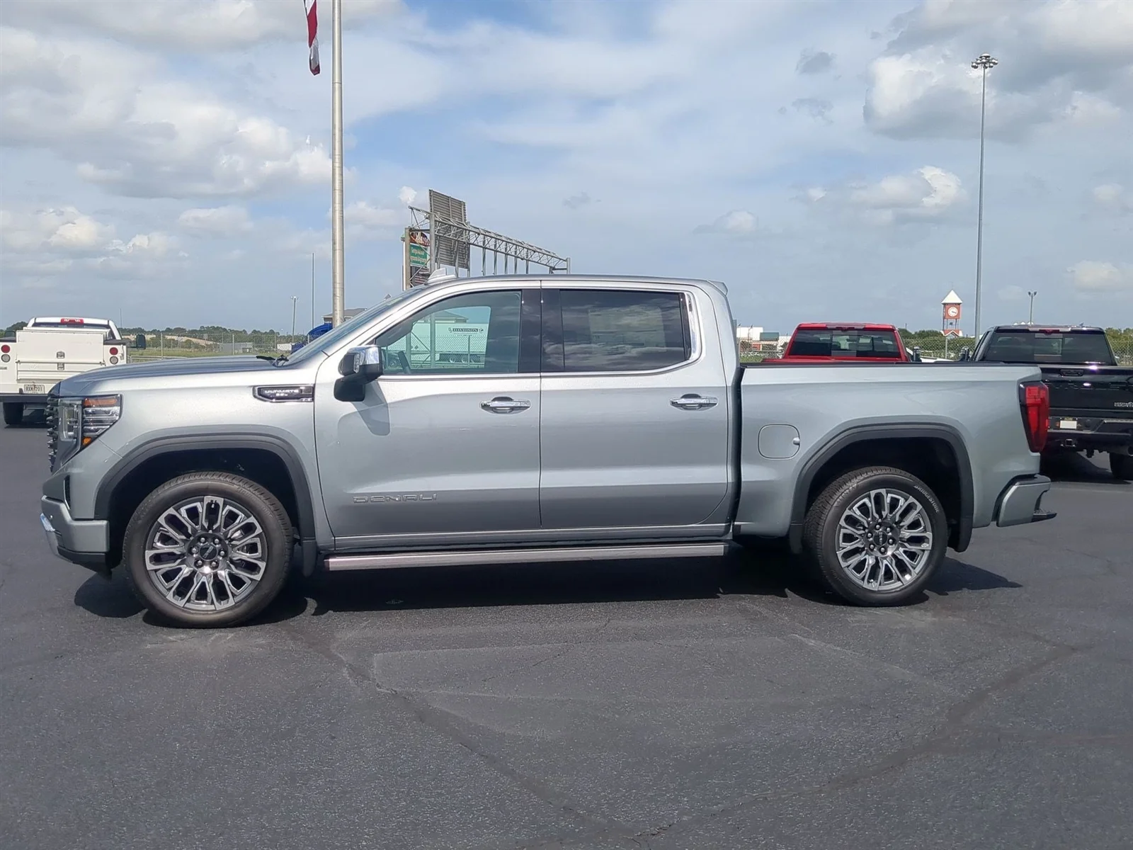 New 2026 Sterling Metallic GMC Denali Ultimate image 29