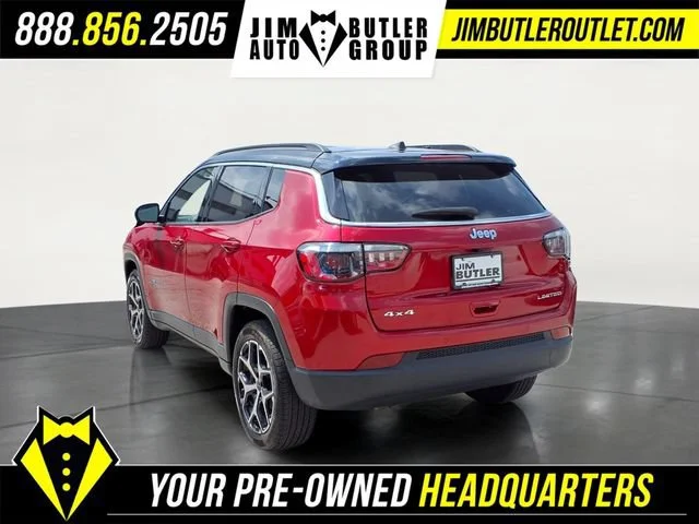 Used 2025  Jeep Limited image 2