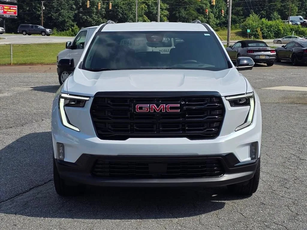 New 2026 Glacier White Tricoat GMC Elevation image 17
