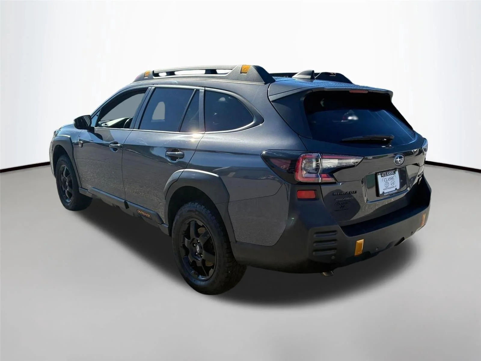 Used 2023 Magnetite Gray Metallic Subaru Wilderness image 7