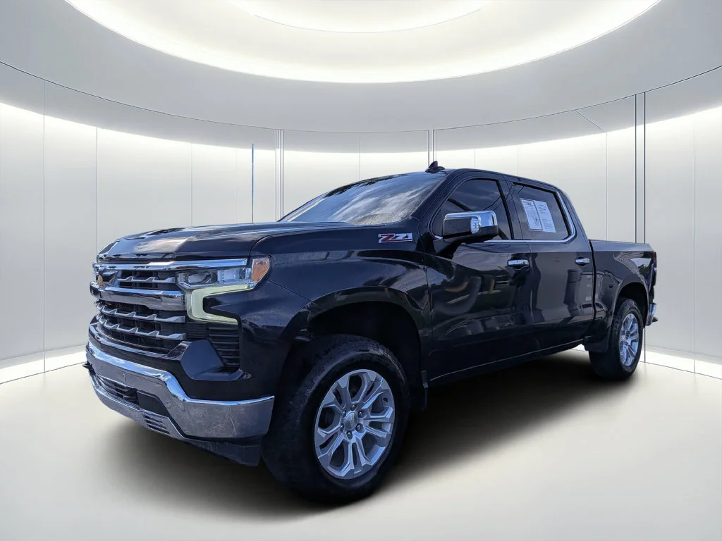 Used 2022 Gray Chevrolet LTZ image 8