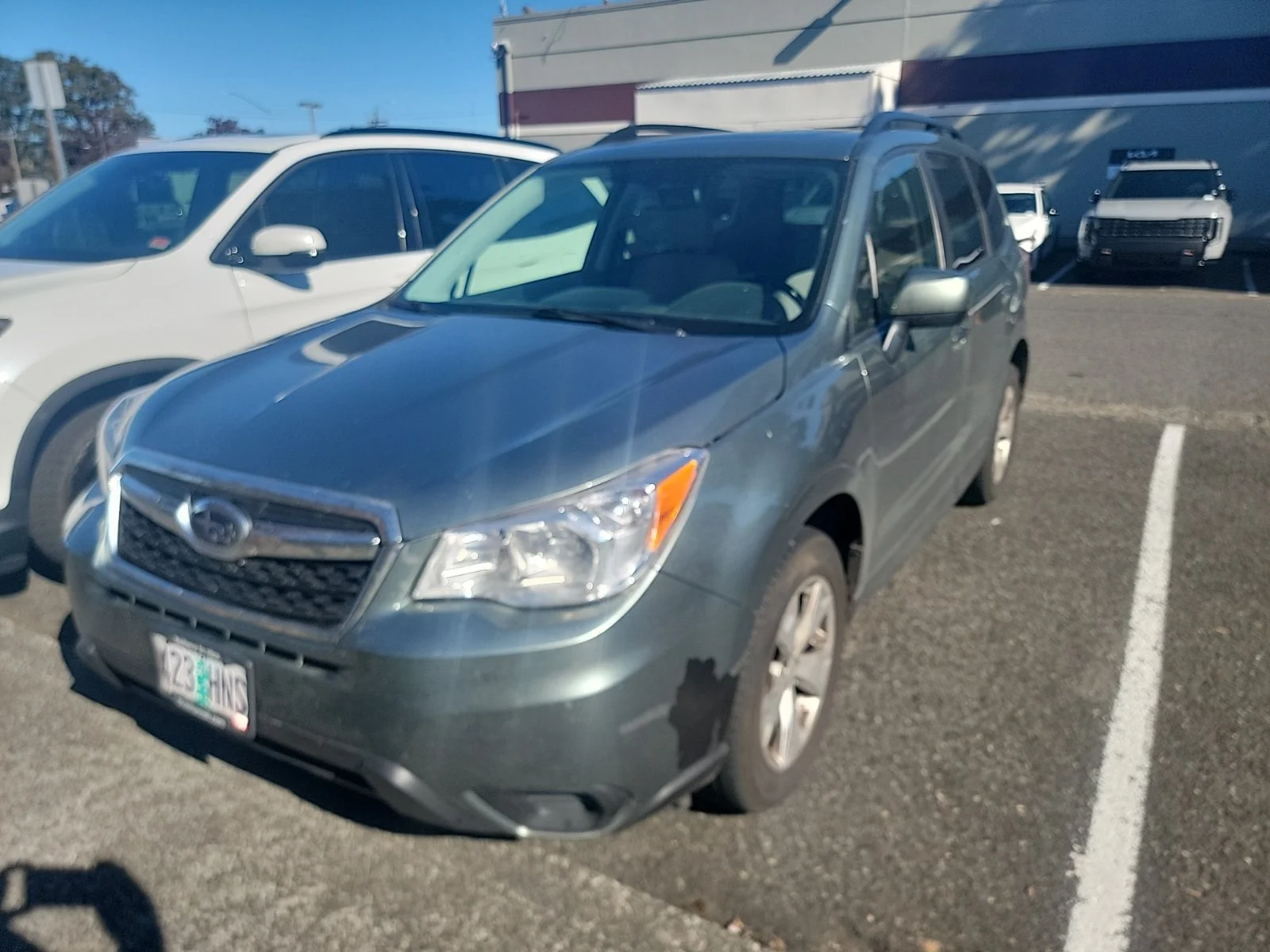 Used 2015 Green Subaru 2.5i Premium image 1