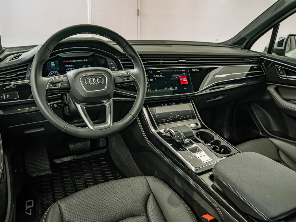 Used 2025 Glacier White Metallic Audi 55 Premium Plus image 30