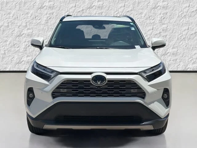 Used 2022 Blizzard Pearl Toyota Hybrid Limited image 8