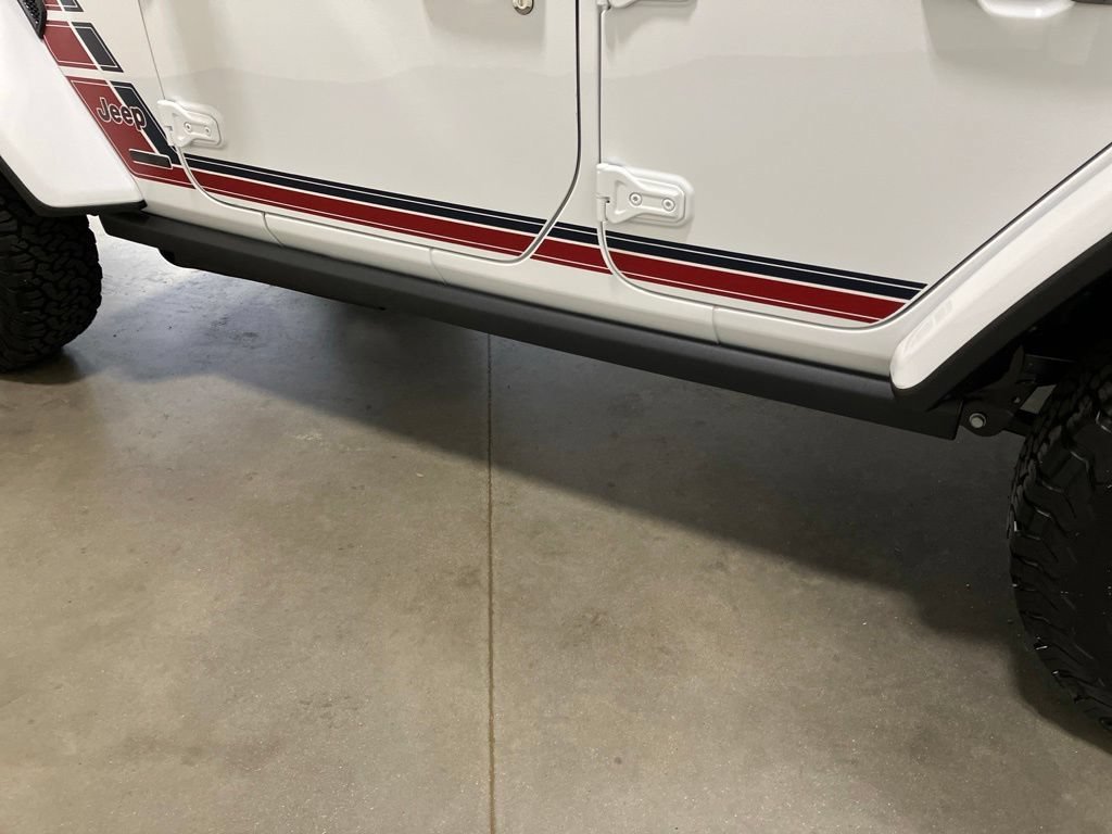 New 2026 Bright White Clearcoat Jeep  image 33