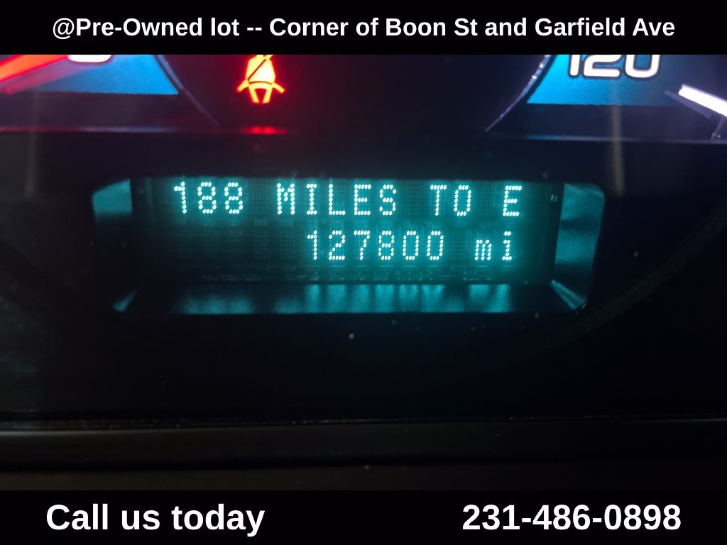 Used 2012 Gray Ford SE image 26