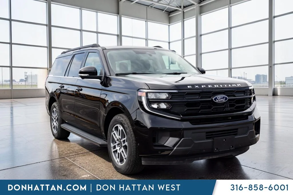 Used 2025 Black Ford Active image 28