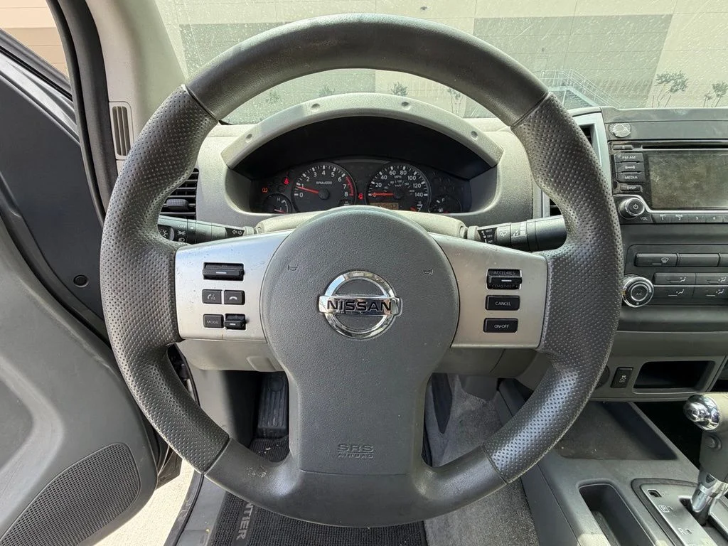 Used 2018 Gray Nissan SV image 13