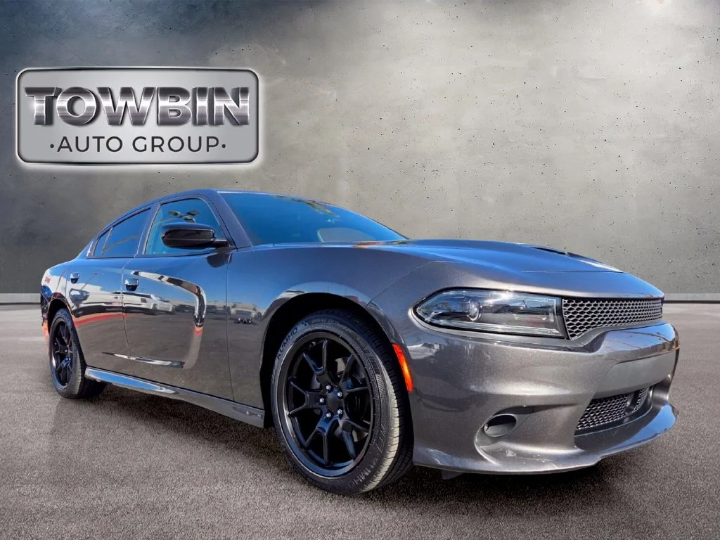 Used 2023 Gray Dodge R/T image 2
