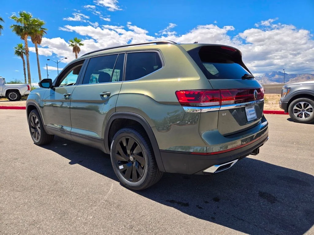 New 2026 Green Volkswagen 2.0T SE w/Technology image 3