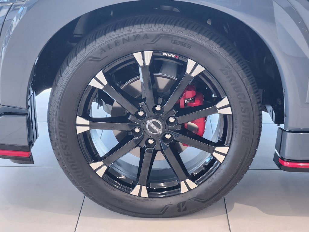 Certified Used 2026 Gray Nissan NISMO image 10