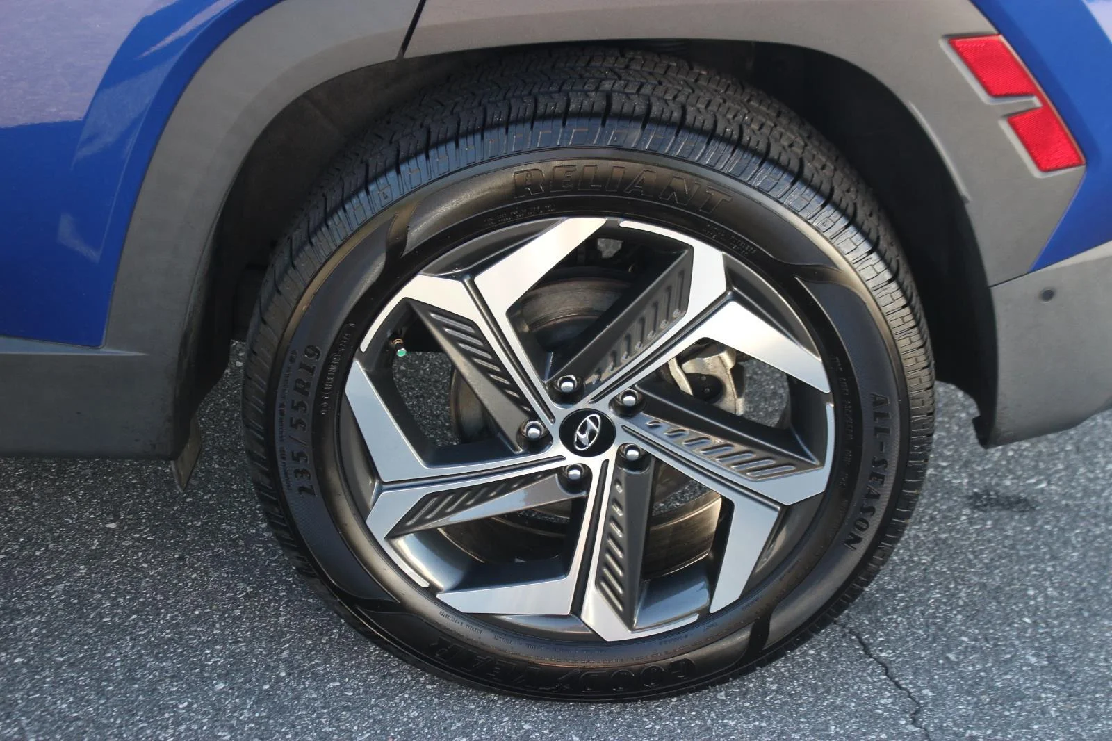 Used 2022 Blue Hyundai Limited image 42