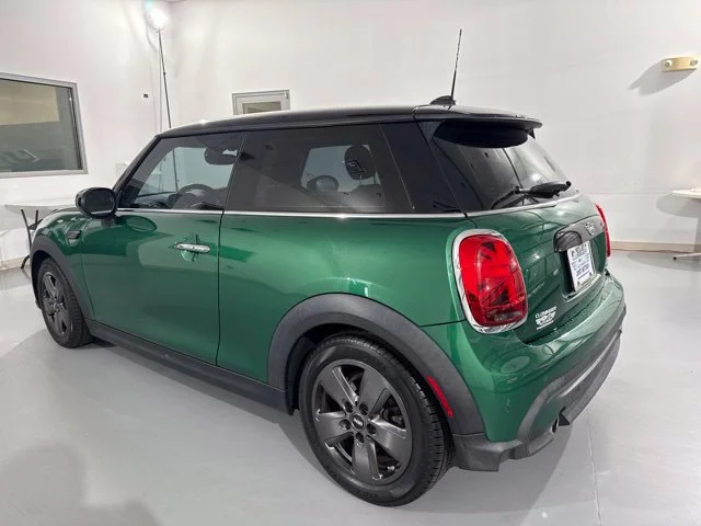 Used 2022 Green MINI Oxford Edition image 6